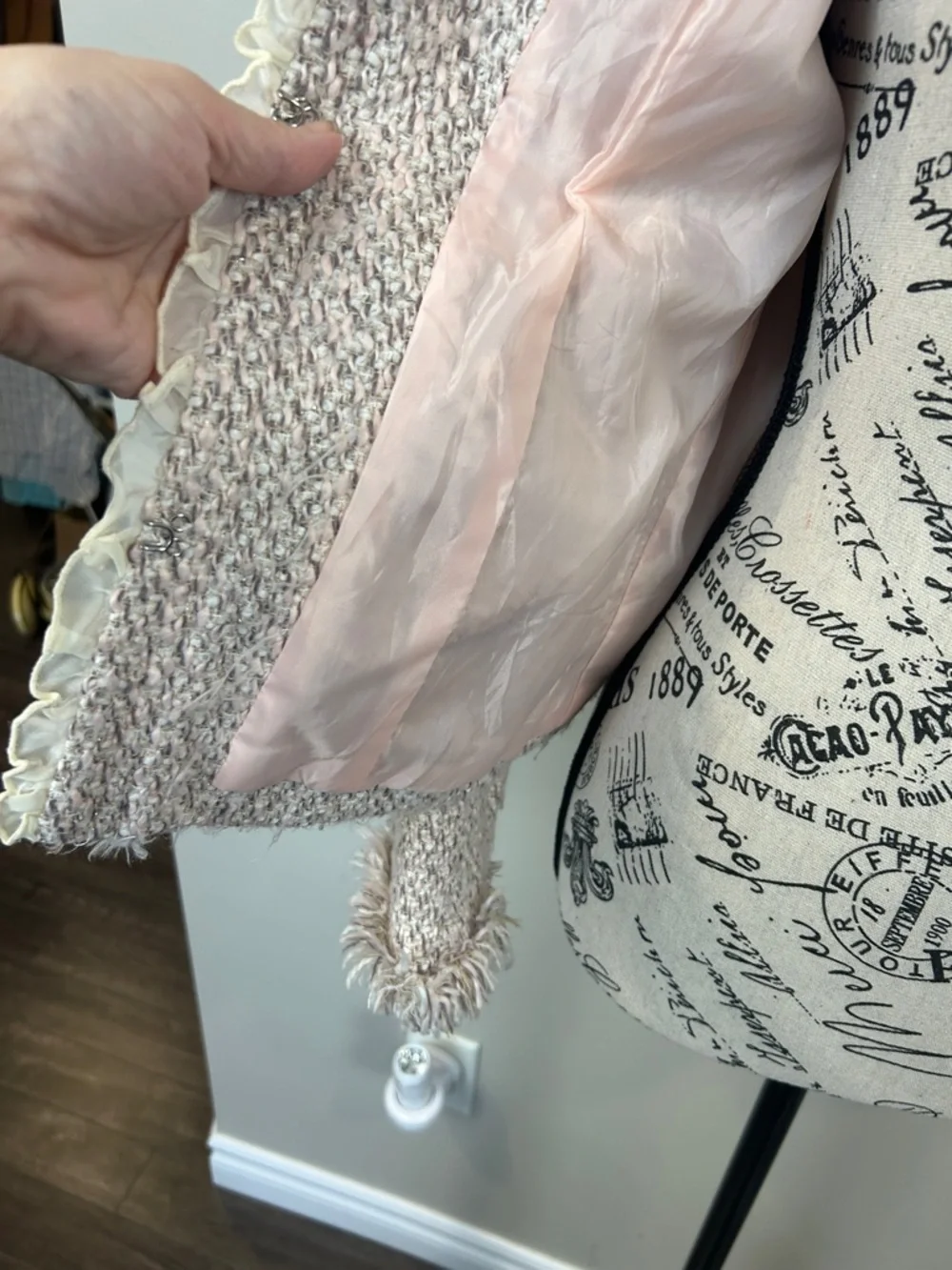 Utd Textured Tweed Jacket Blush Pink Ruffle Trim Fringe Open Front M READ - Picture 4 of 12